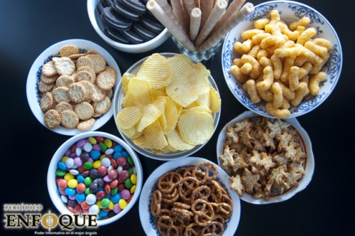 Las personas que comen más alimentos ultraprocesados envejecen más rápido, revela un estudio 