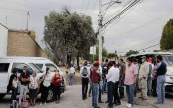 Acusan a consejeros de Morena de tomar la sede temporal del partido con violencia