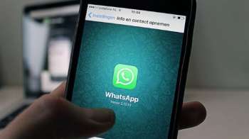 De esta manera roban tu identidad en WhatsApp con un SMS fraudulento