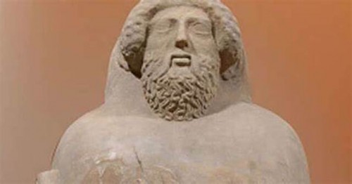 Cambiazo de esqueleto en el Museo de Cádiz