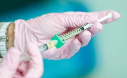 Adolescentes con alguna enfermedad crónica recibirán la vacuna Pfizer en México