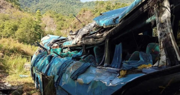 Vuelca autobús con peregrinos en Chiapas; confirman 9 muertos y al menos 40 heridos