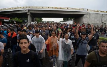 Sale caravana de migrantes de Tapachula rumbo a EEUU