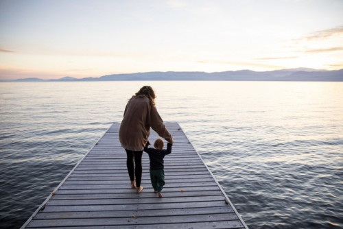 21 Frases de mujeres y hombres célebres que puedes dedicar este 10 de mayo a mamá