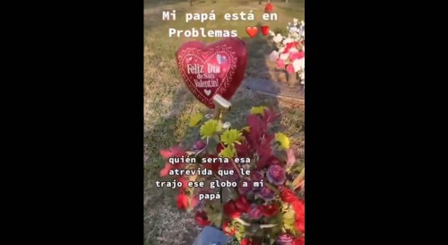 Infidelidad de esposo difunto es revelada al encontrar romántico regalo en la tumba, reacción se hace viral (Vídeo)