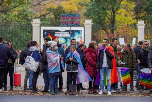 Acompañamiento médico para personas trans: ¿son frecuentes las detransiciones?