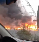 Incendio consume bazar navideño en Teoloyucan, Estado de México