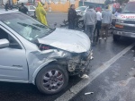 Encontronazo de vehículos en Tetla deja dos personas lesionadas
