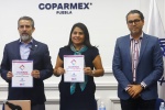 Berenice Porquillo, firma el Acuerdo por una Puebla con Desarrollo Inclusivo ante COPARMEX