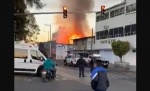 Incendio en Nezahualcóyotl afecta maderería y suspende Mexibús