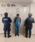 Policía Municipal de Cuautlancingo detiene a un hombre por actitud agresiva y detentación de vehículo robado 