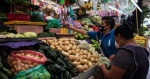 Comerciantes de Tlaxcala en alerta: Aranceles de EE.UU. impactarán precios y empleos