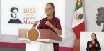 Foto: Cortesía Julieta Venegas y Claudia Sheinbaum durante la polémica por La Niña Futbolista
