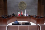 Sesión sobre reformas a la Ley de Adopciones en Tlaxcala