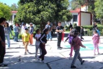 Niñas y niños participan en actividades creativas del programa PyPU de la UATx.