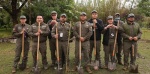 Foto: Cortesía Personas plantando árboles en el Ecoparque Metropolitano.