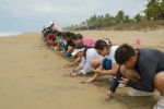 Foto: Cortesía Niñas y niños de Tlaxcala disfrutando del mar por primera vez.