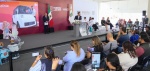 Presentación del vehículo eléctrico Olinia en México.