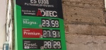 Gasolinera con precios altos de diésel en México