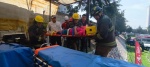 Bomberos rescatan con vida a padre e hijo tras caer a pozo en universidad de Lomas de Angelópolis