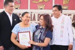 Foto: Cortesía Lorena Cuéllar durante ceremonia del Día del Artesano en Tlaxcala